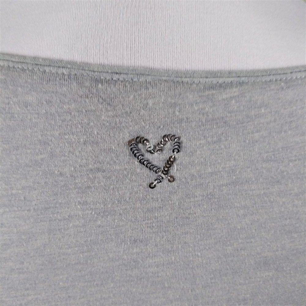 Victoria's Secrets Grey Angel Sequin Top M - Picture 3 of 4